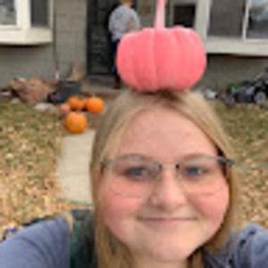 Meet your Posher, Madelyn